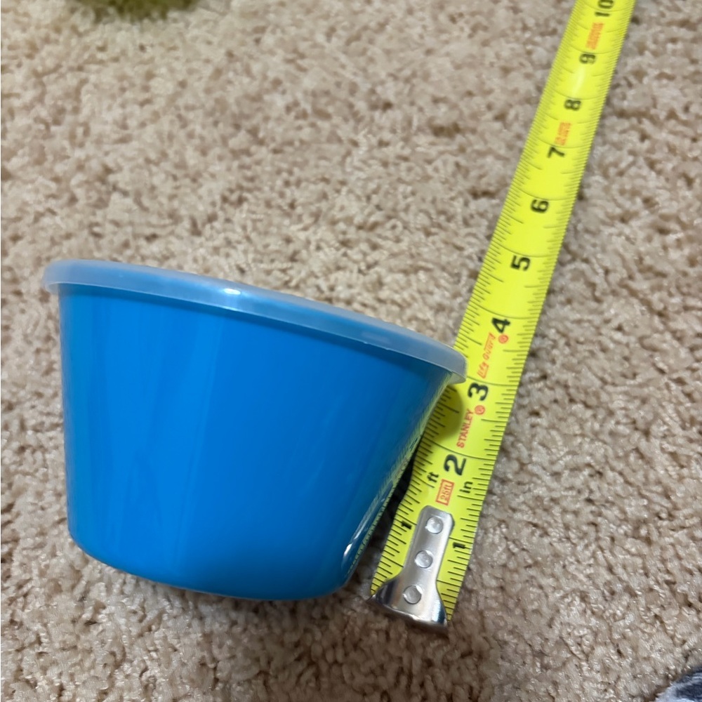 Colorful Plastic Storage Containers Set - Picture 4 of 7